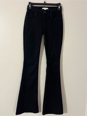 Alice and Olivia Black Flare Leg Jeans 
Sz 24- Like New Condition